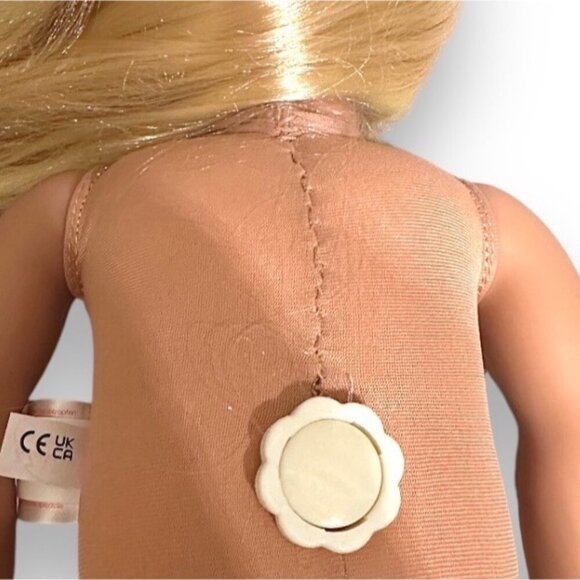 Phoebe Hair Grow Doll and Clothes Set 2 Tops 2 Skirts Sneakers Sandals Bracelet - Picture 14 of 16